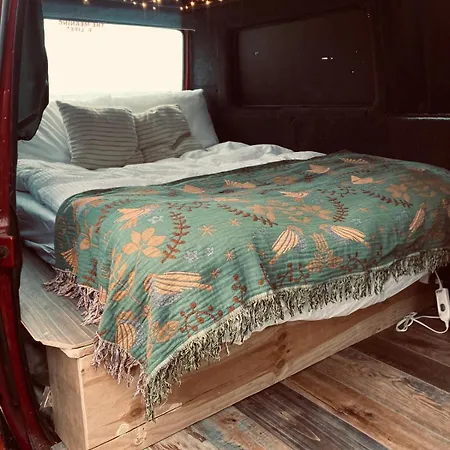 Luxusní stan Glor Na D'tonnta Glamping Campervan